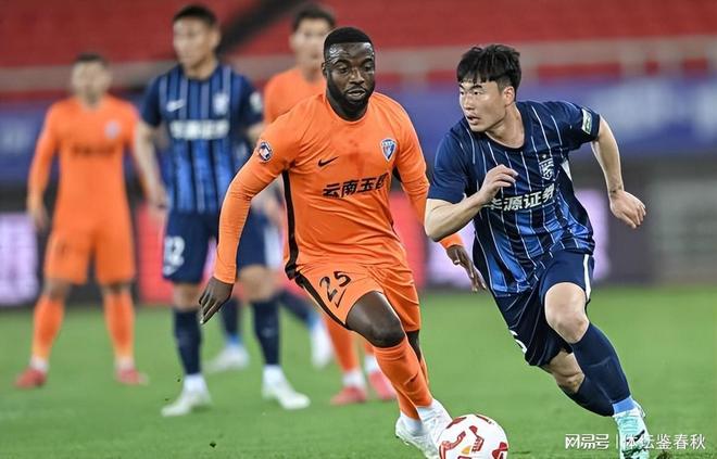 九游官网入口 -关于转折点广东宏远外线爆发，中超转会期攻防权衡，球迷炸锅，高层口径保持一致的信息